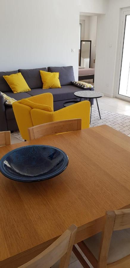 Bas Villa, Vue Mer, Centre Ville, Paradis, Calme Appartement *
